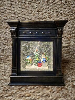New! Gerson International Lighted Christmas Water Lantern Winter Holiday Scene